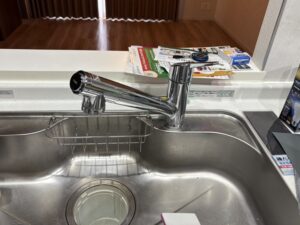 神奈川のキッチン取付け隊　タカギ浄水栓の工事　施工前
